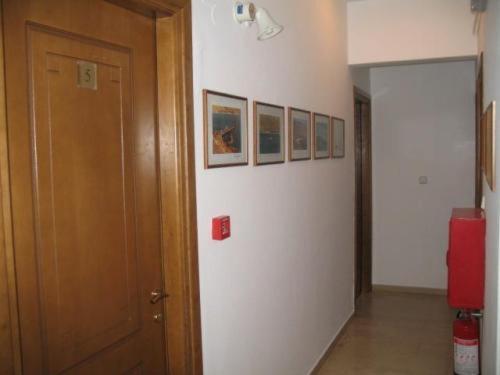 Naias Otel Livadi  Dış mekan fotoğraf